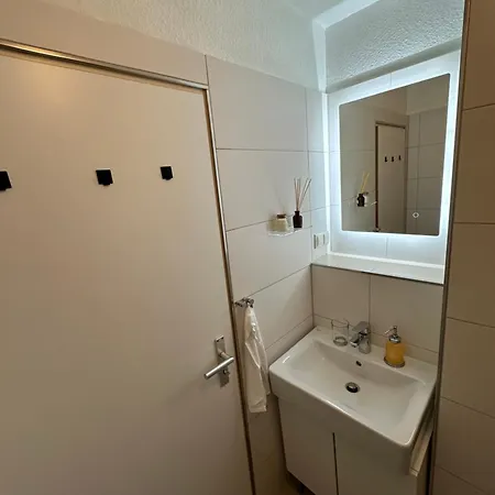 Apartment Zentrale, 55m2, Helle 2 Whg Naehe Messe