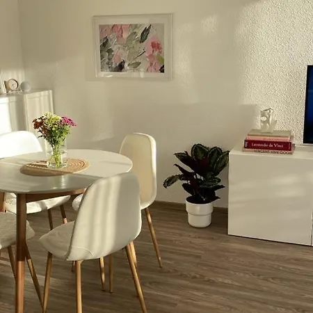 Appartement Zentrale, 55m2, Helle 2 Whg Naehe Messe *
