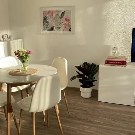 Daire Zentrale, 55m2, Helle 2 Whg Naehe Messe *