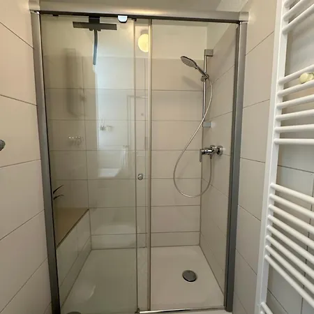 Zentrale, 55m2, Helle 2 Whg Naehe Messe