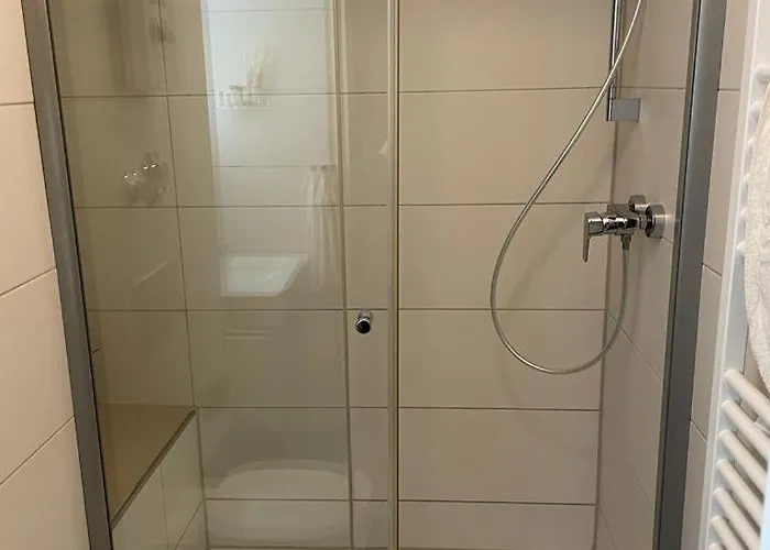 Zentrale, 55m2, Helle 2 Whg Naehe Messe Appartement Düsseldorf