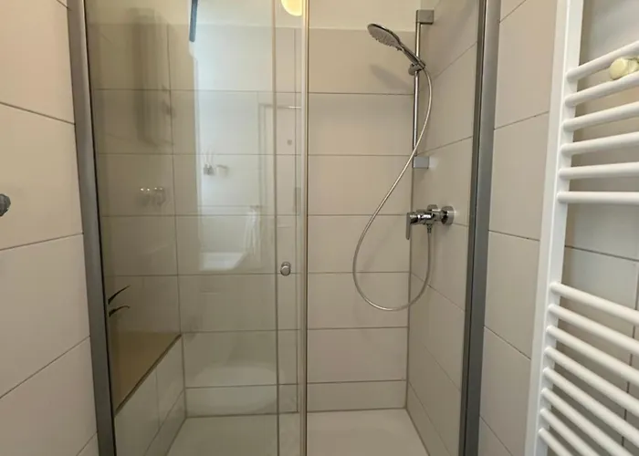 Zentrale, 55m2, Helle 2 Whg Naehe Messe