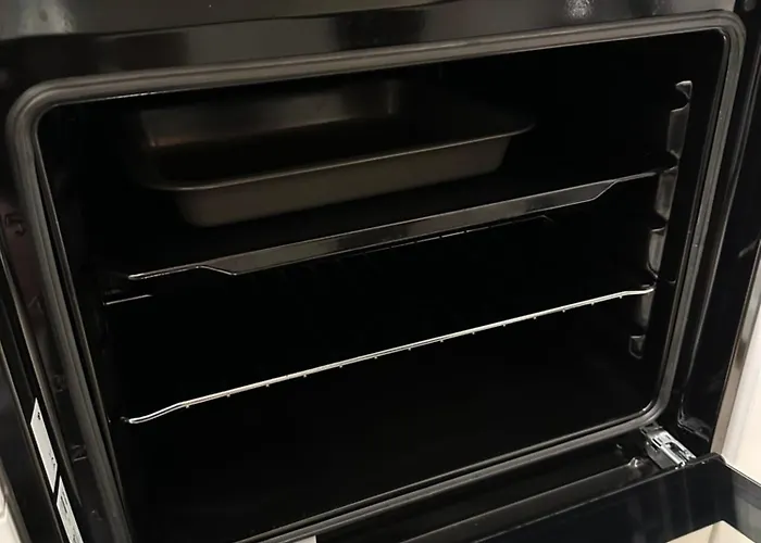 Zentrale, 55m2, Helle 2 Whg Nähe Messe Apartment *