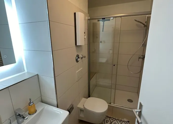 Apartmán Zentrale, 55m2, Helle 2 Whg Naehe Messe Düsseldorf