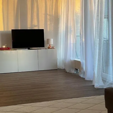 Apartament Zentrale, 55m2, Helle 2 Whg Naehe Messe *